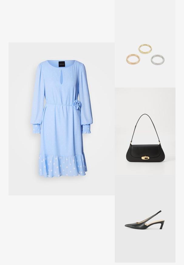 Lichtblauwe jurk met een ronde halslijn, lange mouwen, een stippenpatroon, een sleutelgatdetail aan de voorkant en een bloemenaccent op de taille.; Zwarte puntige slingback schoen met een lage hak, gemaakt van soepel leer en voorzien van een uitsnede aan de zijkant voor ventilatie.; Zwarte leren handtas met een gebogen ontwerp, goudkleurige accenten en een bovenhandvat. Heeft een strakke sluiting en een gladde textuur.; Drie metalen ringen: één roségoud, één goud met een gestructureerd accent en één zilver, allemaal met gegraveerde branding aan de binnenzijde.
