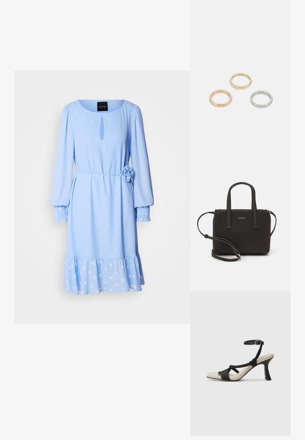 Šviesiai mėlyna suknelė su apvaliu iškirpimu, ilgomis rankovėmis, taškuotais raštais, rakto skylute priekyje ir gėlės akcentu ties liemeniu.; Juodų aukštakulnių sandalų su pintu dirželiu dizainas, kvadratine nosimi ir reguliuojamu kulkšnies dirželiu. Šviesiai bežė padas su blizgiu juodu kulnu.; Juoda rankinė su dviem trumpais rankenėlėmis ir nuimamu petį. Lygaus odos tipo medžiaga su užtrauktuku ir logotipo detale.; Trys metalinės žiedai: vienas rožinės aukso, vienas auksinis su tekstūruotais akcentais ir vienas sidabrinis, visi su įmintu ženklinimu vidinėje juostoje.