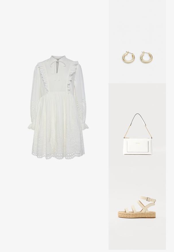 Fehér pamutruha magas nyakkivágással, fodros díszítéssel és megkötős nyakrészel. Hosszú ujjakkal rendelkezik, és hímzett fémlyukminták díszítik a szegélyt.; Világos bézs bőr espadrille szandál négy keresztpánttal és bokapántos csattal, fonott juta platform talppal és lapos gumi talppal.; Fehér bőr kézitáska, texturált felülettel, arany lánccal és fekete részletekkel. Elülső zsebbel és cipzáros zárással rendelkezik.; Lauren Ralph Lauren BASIC SMALL HOOP - Fülbevalók - gold-coloured