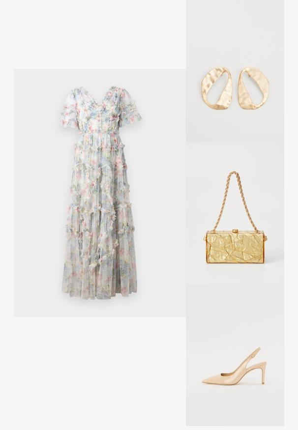 Maxikjole lavet af gennemsigtigt stof med blomstermønster i pastelfarver. Har tierede flæser og korte puffærmer, samt V-udskæring.; Nude patenteret læder slingback hæl med spidse tæer, åben vamp og en tynd stiletto hæl. Har et cirkulært guldfarvet element på remmen.; Gul, krøllet taske med rektangulær form, udstyret med en kædestrop og en lås på toppen. Glat, skinnende overflade.; Et par uregelmæssige ovalformede øreringe i guldtonet metal med en tekstureret, let hamret overflade på en hvid baggrund.