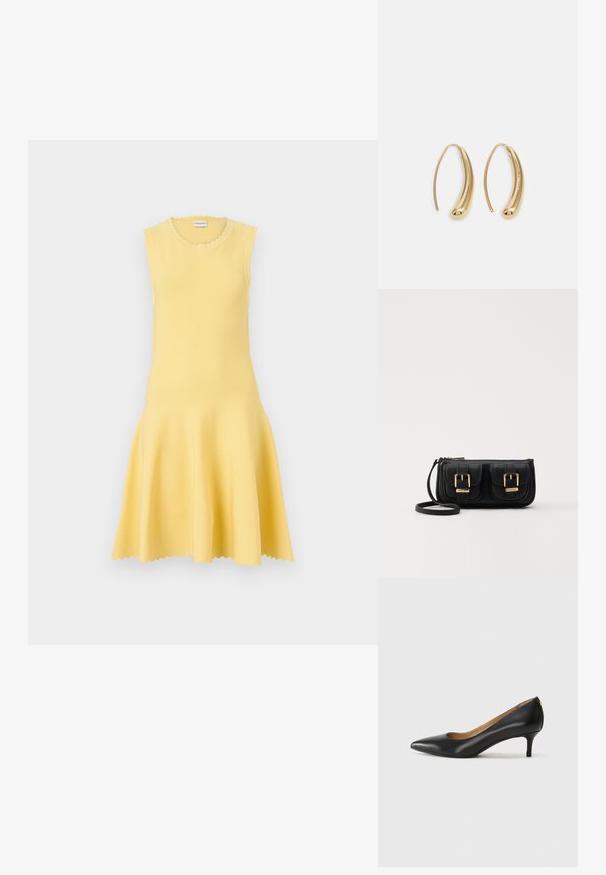 Abito giallo senza maniche con gonna ampia, texture a coste, scollatura e orlo ondulati, e dettagli a occhietti lungo il corsetto.; Décolleté in pelle nera con punta affilata, tacco basso e texture liscia. Presenta un leggero apertura sulla parte anteriore e hardware minimale sul retro.; Borsa a tracolla nera in pelle con due tasche frontali, fibbie dorate, chiusura con zip e una tracolla sottile. Superficie texturizzata e forma rettangolare compatta.; Orecchini a cerchio in metallo color oro con forma curva ed allungata. Presentano una superficie liscia e lucida e una punta arrotondata per un tocco di dettaglio in più.