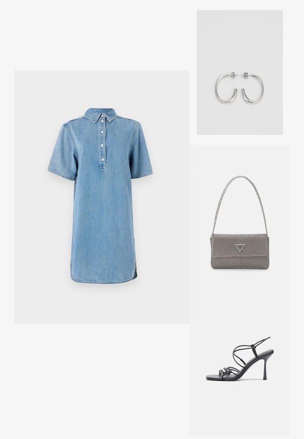 Vaaleansininen farkkupaitamekko, jossa on kaulus, lyhyet hihat, nappilistat ja suora leikkaus, jossa on hieman kaareva helma.; Mustat korkokengät sandaalit, joissa on ohuet hihnat solmittuna, sileä neliön muotoinen varvasosa ja tyylikäs stiletto-korko.; Vaalea harmaa metallinen käsilaukku, jossa on ketjusanka. Laukku on koristeltu pienillä pyöreillä metallikoruilla ja kolmion muotoisella brändilogolla.; Hopehopeet hopehopeet hopehopeet hopehopeet, jolla on sileä, kiiltävä pinta. Pyöreä muoto, kevyt rakenne, jossa on neulakiinnitys.