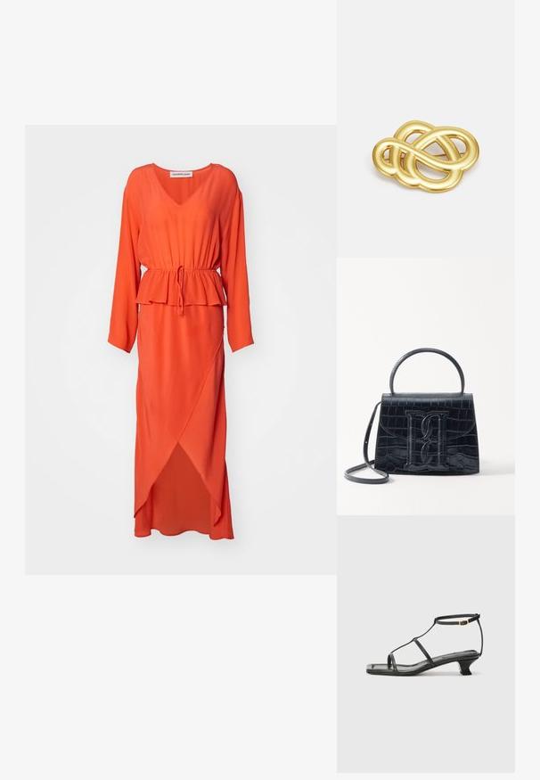 Vestido longo, laranja brilhante, feito de um tecido leve. Apresenta um decote em V, mangas longas, uma cintura elástica e uma bainha assimétrica.; Sandália de couro preta com biqueira quadrada, tiras finas, correia ajustável no tornozelo e um salto baixo. Possui um pequeno detalhe em ouro na tira.; Bolsa de pele preta com estampa de crocodilo, de design estruturado, com alça de mão, correia ajustável e um detalhe de logotipo em destaque na frente.; Broche em tom de ouro com um design em nó, apresentando linhas suaves e curvas e uma forma intricada, refletindo um acabamento polido.