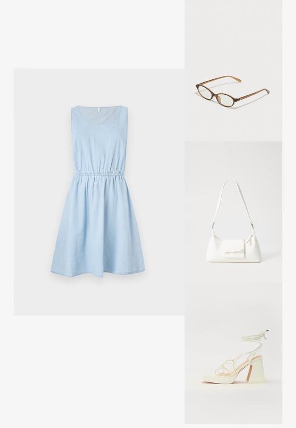 Világoskék ujjatlan farmerruha, rugalmas derékkal és bővülő szoknyával, kerek nyakkivágással és finom textúrával.; Fehér, magassarkú szandál vastag sarokkal, pántos dizájnnal és bokapánttal. Sima textúra, elülső platformmal a megnövelt magasság érdekében.; Barna teknős páncélmintás szemüveg, ovális lencsékkel, vékony szárakkal és átlátszó részletekkel. A templomon diszkrét logó található. Elegáns, könnyű dizájn.; Fehér szintetikus kézitáska, háromszög alakú, lapos előlap, masni részlettel, állítható pánttal, sima textúrával és minimalista dizájnnal.