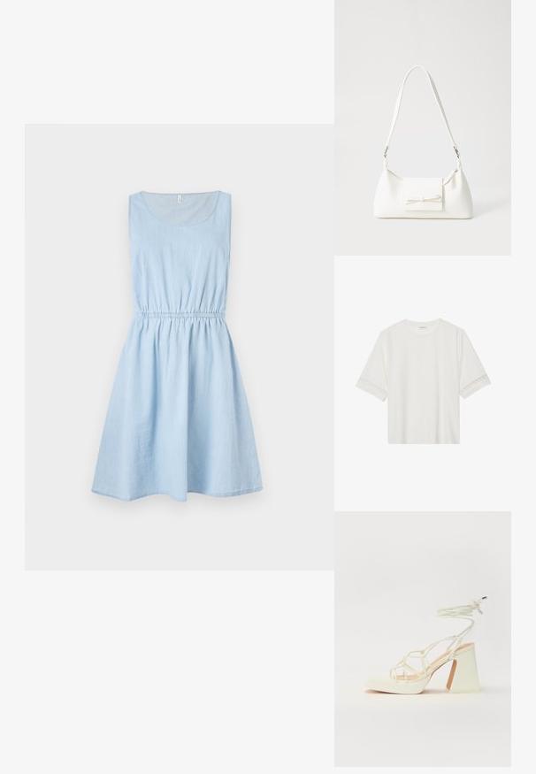 Světle modré bezrukávové šaty vyrobené z denimu, s elastickým pasem a rozšířenou sukní, s kulatým výstřihem a jemnouTexturou.; Bílé tričko s krátkým rukávem vyrobené z bavlny, s dekorativní krajkovou aplikací na rukávech a kulatým výstřihem.; Bílé sandály na vysokém podpatku s robustním podpatkem, s designem s pásky a zavazováním kolem kotníku. Hladký povrch s platformou vpředu pro zvýšení výšky.; Bílá syntetická kabelka v trojúhelníkovém tvaru, s plochým předním klopným víkem a detailem mašle, nastavitelným popruhem, hladkým povrchem a minimalistickým designem.