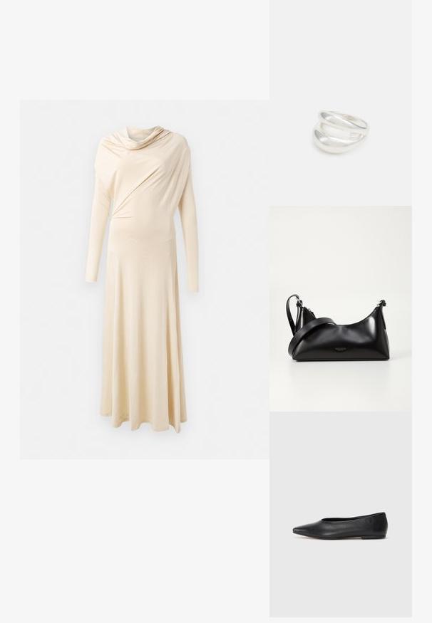 Pikad varrukad, beež kleit, mis on valmistatud pehmest, voogavast kangast. Omab kaelaaukudega kaelust ning voolavat siluetti, mis ulatub põrandani.; Musthave mustris balletkingad, terav nina, minimaliseeritud disain, sile pind, madal konts, ilma nähtava riistvara või kaunistusteta.; Mustmust nahkaga kott sileda tekstuuriga. Omab reguleeritavat rihma ja sujuvat, minimalistlikku disaini, millel on lukuga sulgemine.; Hõbedane kahekordne rõngas sujuva, poleeritud pinnaga. Omab voolavat, kõverat disaini, millel on kattuvad sektsioonid, et saavutada kaasaegne ilme.