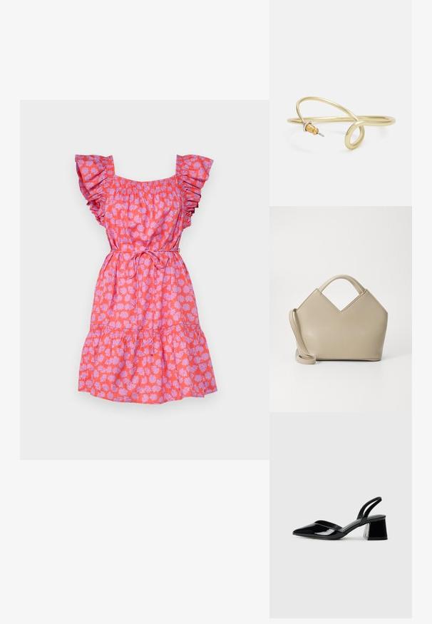 Roosa lilleline kleit voolavate varrukatega, elastse vöökoha, laieneva seeliku ja vööl sidumisega detailiga. Omab karikakarde mustrit.; Mustad musta lakknahk kingad, millel on terav varvas ja geomeetriline plokkkonts. Omab elegantselt minimalistlikku disaini ja sujuvat tekstuuri.; Beež struktuurne käekott V-kujuga ülaosaga, sile nahkmaterjal, lühikesed sangad ja pikk reguleeritav rihm. Minimalistlik disain.; Kuldne metallist käevõru, millel on voolav ja kõver disain. Ühel otsal on väike, silmapaistev hõbedane aktsent.