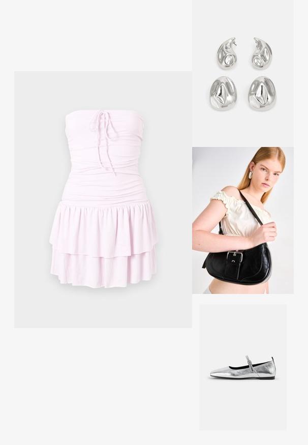 Uten skulderstropp lys rosa minikjole med rynket liv, knyttedetalj i midten og en dobbel-laget volangskjørt.; Sølvmetallisk ballettflatsko med spiss tå, ankelrem med justerbar spenne, teksturert overflate og minimal svart såle.; Svart skinn skulderveske med en buet form, polert sølvfeste og en avtakbar tag. Glatt tekstur med subtile sømdetaljer.; Sølvøredobber med to tåreformede og to avrundede former, alle med en polert, reflekterende overflate og glatt tekstur.