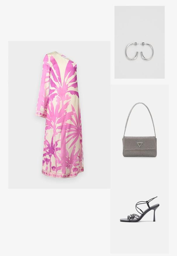 Rózsaszín és krémszínű ruha növényi mintával. Hosszú ujjakkal, V-dekoltázzsal és virágmintás díszítéssel ellátott szegéllyel rendelkezik. Sima szövettextúra.; Fekete magas sarkú szandálok vékony pántokkal, csomózott mintával, sima négyzetes orral és karcsú stiletto sarkal rendelkeznek.; Világosszürke fémes kézitáska lánc pánttal, kis kör alakú fém kifinomult díszítéssel és háromszög alakú márkagéppel.; Ezüst karika fülbevalók sima, fényes felülettel. Lekerekített forma, könnyű kialakítással, tűs zárómechanizmussal.