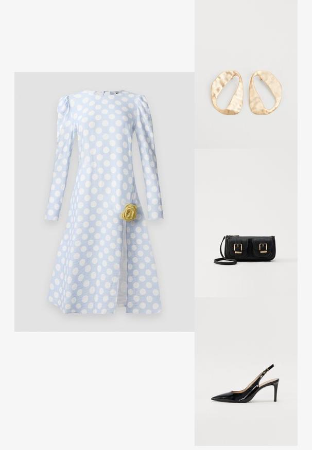 Helehelesinine kleit, millel on suured valged täpid, pikad varrukad, tekstureeritud kangas ja kollane roosipadi vöökohtadel.; Must hõbedavärvi patendiga slingback kontsakingad terava varbaga, kitsas konts ja peene lõikega disain. Statistika on kuldne pandla rihmal.; Must küllastamata nahast õlakott, millel on kaks esist nähtavat taskut, kuldsed pandlad, tõmblukuga sulgemine ja peen rihm. Tekstuuriga pind ja kompaktne ristkülikukujuline kuju.; Eba paar eba ebaorditud ovaalkujulisi kuldehhe kaal setertu, kerge keersuju pinnaga valgel taustal.