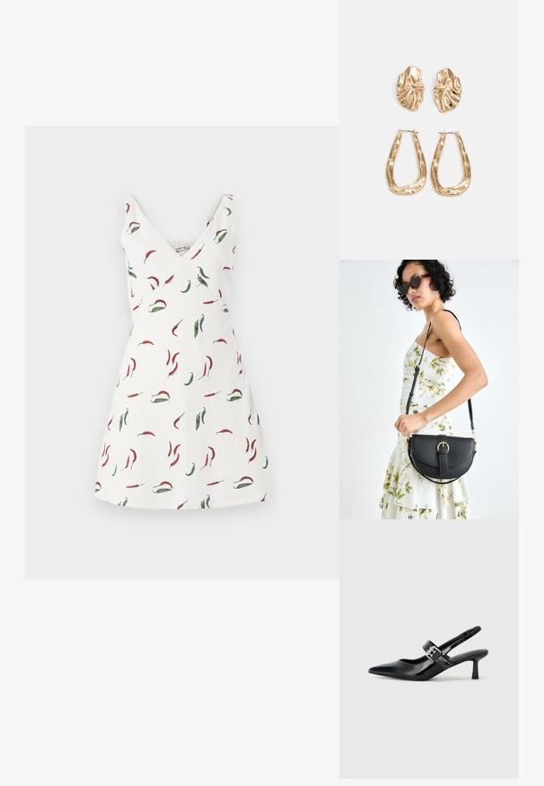 Weißes ärmelloses Kleid mit V-Ausschnitt, das mit einem Chili-Pfeffer-Muster in Rot und Grün verziert ist. Der Stoff wirkt leicht und geschmeidig.; Schwarze Lackleder Slingback-Absätze mit spitzem Zeh und kleinem Blockabsatz, ausgestattet mit einem silbernen Schnallenakzent am Riemen.; Schwarze Lederhandtasche mit geschwungener Form, abnehmbarem Tragegurt und goldenen Beschlägen. Die Tasche verfügt über einen Deckel mit einer Schnallen-Details.; Ohrringe in Goldoptik mit strukturierten, gewellten Formen. Beinhaltet skulpturale Clip-Ohrringe und ein offenes Hoop-Design mit gehämmertem Finish.