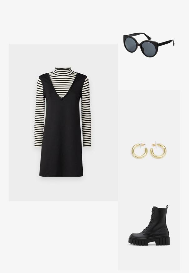 Čierne šaty s výstrihom do V, preložené cez pruhovaný rolák s dlhými rukávmi. Šaty majú hladkú textúru a priliehavý strih.; Čierna kožená členková obuv s masívnou, zúženou podrážkou, viazaním vpredu a očka na zavesenie na hladkom bielom pozadí.; Čierne prehnané slnečné okuliare v tvare mačacích očí, s tmavými sklami a lesklým plastovým rámom. Majú hrubé rámiky pre lepšiu podporu.; Zlaté kruhové náušnice s hladkým, lesklým povrchom. Cirkulárny dizajn s malým steblom a jasným záznamom pre bezpečné nosenie.