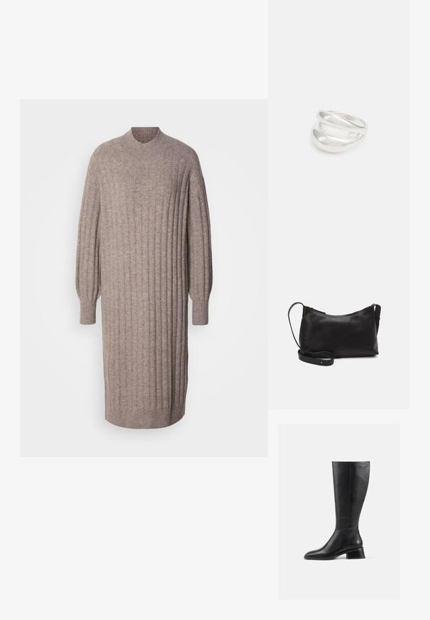 Abito in maglia marrone chiaro, con coste verticali, maniche lunghe con polsini affusolati e un collo a girocollo alto. Texture liscia.; Stivale in pelle nera all'altezza del ginocchio con punta rotonda e tacco basso a blocco. Caratterizzato da una superficie liscia e dettagli di cucitura minimali.; Borsa a spalla in pelle nera con una texture liscia, forma curva, tracolla regolabile e chiusura con zip. Design minimalista senza ornamenti.; Anello doppio in argento con superficie liscia e lucida. Presenta un design fluido e curvo con sezioni sovrapposte per un aspetto moderno.
