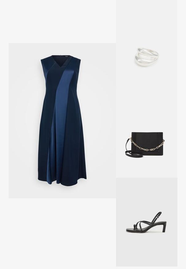 Bez piedurknēm, V veida kakla kleita tumši zilā krāsā ar strukturētu satīna detaļu, ar A formas siluetu un drapējumiem, kas sasniedz puslīdz uz teļiem.; Melnas strappy sandales ar kvadrātveida purngaliem un zemu bloku papēdi. Ievērojamas ar vairākiem plāniem siksniņām un regulējamu potītes siksniņu. Izgatavotas no gludas ādas.; Melna ādas crossbody soma ar gludu faktūru, taisnstūrveida formu un metalizētu ķēdes detaļu priekšā. Iekļauta regulējama siksna.; Sudraba divu joslu gredzens ar gludu, pulētu virsmu. Iezīmējas ar plūstošu, izliekta dizaina struktūru ar pārklājošām sekcijām modernam izskatam.