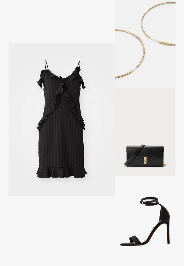 Čierne šaty s volánkovými akcentmi, nastaviteľnými ramienkami, štruktúrovanou tkaninou a rozšíreným lemom. Vertikálny pruhovaný vzor na celom odeve.; Čierne semišové sandále na vysokom opätku s jednoduchým dizajnom remienka, otvorenou špičkou a remienkom okolo členka s striebornou prackou.; Zlaté kruhové náušnice, tenké a okrúhleho tvaru, s hladkým kovovým povrchom a bez ozdôb alebo vzorov.; Čierna kožená peňaženka s preklápacou klopou, zlatými kovovými detailmi a logom. Obsahuje odnímateľný popruh na nosenie.
