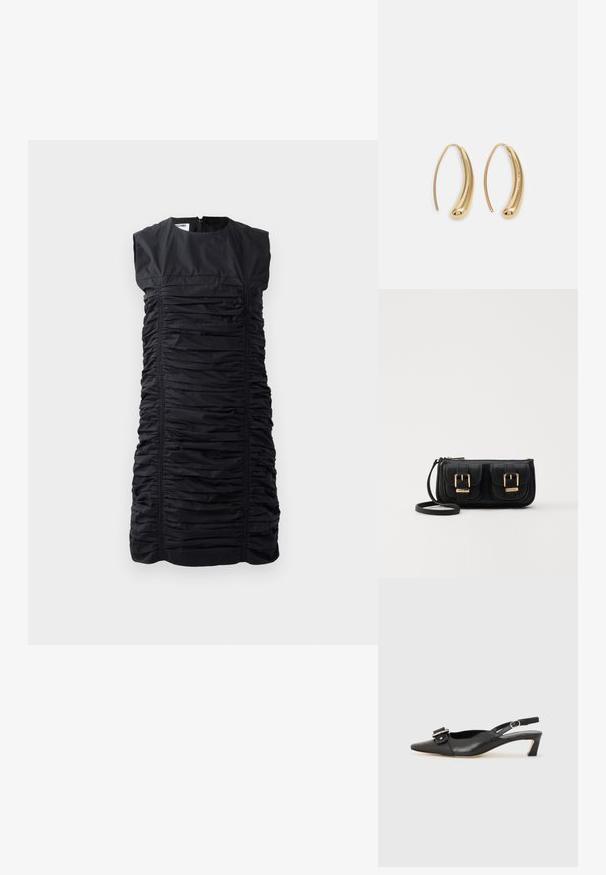 Czarna sukienka bez rękawów z marszczeniem, pionowym zakładkami i wysokim kołnierzem. Zamek błyskawiczny z tyłu. Elegancka, dopasowana sylwetka.; Czarne skórzane buty typu slingback z ostrym noskiem, małym obcasem i ozdobnym zapięciem na górze. Gładka faktura, minimalistyczny design.; Czarna skórzana torba na ramię z dwoma przednimi kieszeniami, złotymi klamrami, zamkiem błyskawicznym i cienkim paskiem. Teksturowana powierzchnia i kompaktowy prostokątny kształt.; Złote metalowe kolczyki w kształcie obręczy o zakrzywionym, wydłużonym kształcie. Posiadają gładką, błyszczącą powierzchnię oraz zaokrąglony koniec dla dodatkowego efektu.