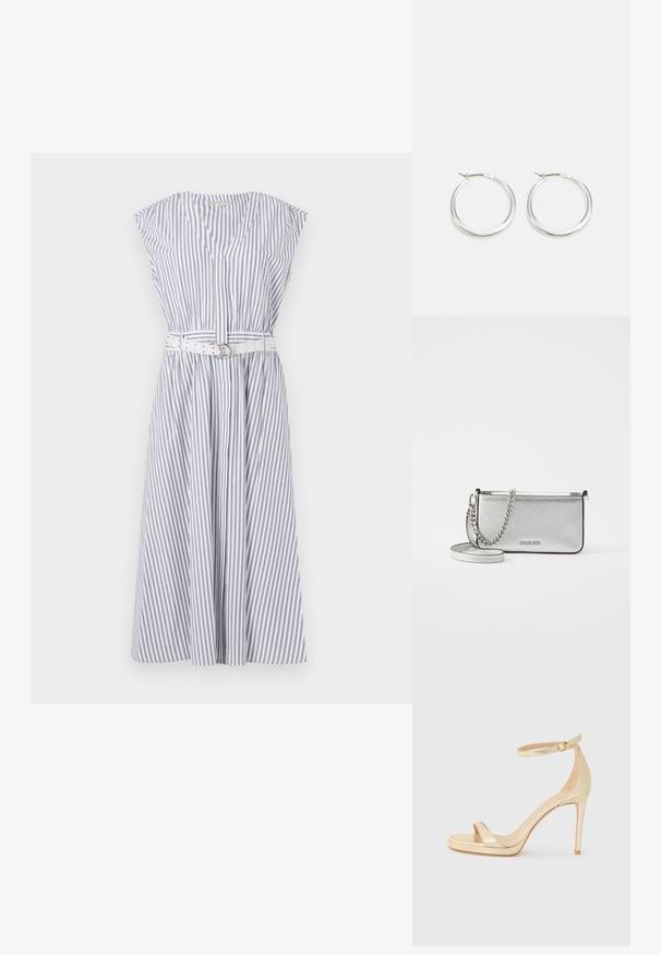 Vestido sem mangas riscado em azul claro e branco, com decote em V, cintura ajustada com um cinto branco e saia rodada.; Sandalha de salto alto metálica dourada com bico aberto, tira no tornozelo com fivela e sola de plataforma para altura adicional. Textura suave.; Bolsa crossbody de couro prateada com um acabamento texturizado, detalhes em corrente e alça, e fecho de zíper. Apresenta um logotipo na parte da frente.; Brincos de argola prateados com um design suave e arredondado, apresentando um perfil fino e um fecho seguro. Estilo minimalista com um acabamento polido.