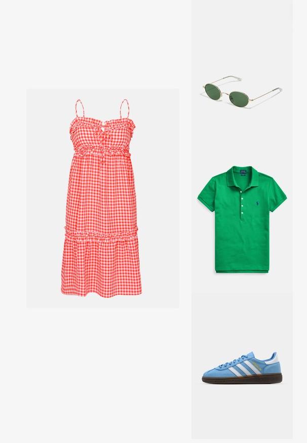 Kleid aus rot-weißer Karostoff mit Rüschenträgern, elastischem Bund und gestuftem Rock. Verfügt über einen Ausschnitt mit Schlitz und einen leichten Stoff.; Grünes Polohemd aus Baumwolle mit klassischem Kragen, kurzen Ärmeln, Dreiknopfleiste und kleinem blauem Logo auf der Brust.; Helles blaues Wildleder-Sneaker mit weißen Lederstreifen, einer braunen strukturierten Sohle und goldenen Logodetails. Niedrig geschnittenes Design mit runder Zehenpartie.; Sonnenbrille mit goldenem Rahmen, grünen ovalen Gläsern und dünnen Metallarmen. Verfügt über klare Kunststoffspitzen an den Armen für zusätzlichen Komfort.
