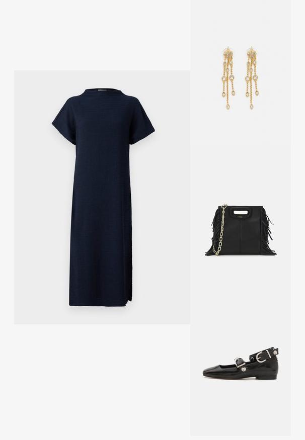 Námornícka modrá šaty s voľným strihom, krátkymi rukávmi, vysokým výstrihom, textúrovanou tkaninou a bočnými rozparkami pre pohodlný pohyb.; Čierne lakované baleríny so štvorcovou špičkou, remienkom okolo členka so striebornými prvkami a plochou podrážkou. Hladký povrch s minimalistickým dizajnom.; Čierna kožená kabelka s strapcami, zlatým reťazovým ramenným popruhom a vykrojenou rukoväťou. Na prednej strane sa nachádza logo.; Zlaté náušnice s mnohými kaskádovými reťazcami, ozdobené jasnými oválnymi kryštálmi a dekoratívnymi puzdrami.