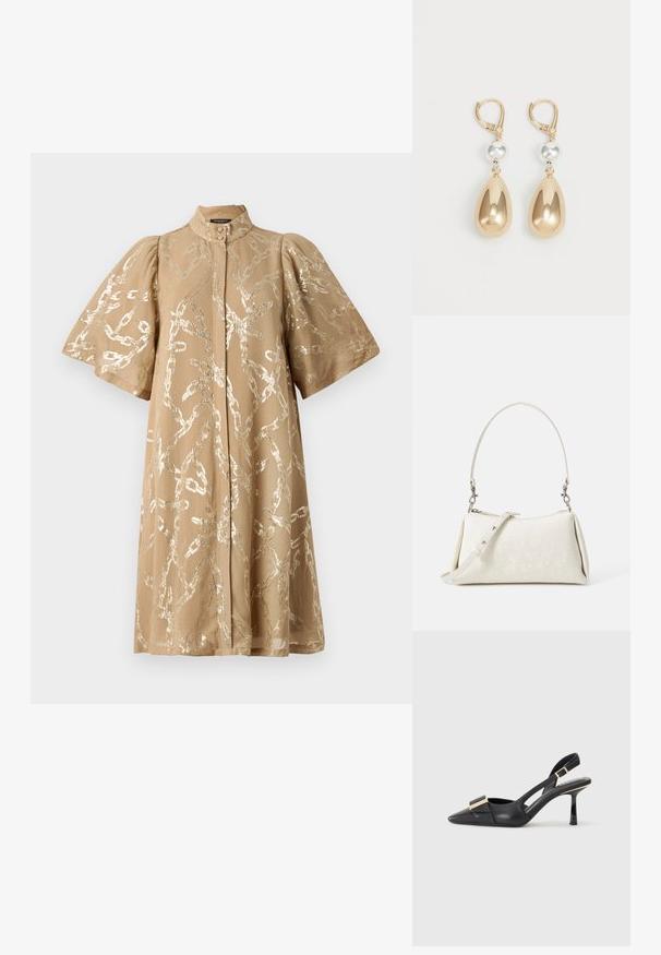 Béžové šaty s krátkými puff rukávy, pokryté metalickým vzorem řetězu. Vyznačují se vysokým límcem a předním zapínáním na knoflíky. Hladká textura látky.; Černá kožená slingback obuv s špičatou špičkou, štíhlým podpatkem a akcenty zlaté barvy na vředu. Hladká textura a strukturovaný design.; Bílá kabelka s hladkým povrchem, zakřiveným siluetou a nastavitelným ramenním popruhem. Obsahuje jemný vzor loga a stříbrné kovové akcenty.; Náušnice ve tvaru slzy v zlaté barvě, s lesklým metalickým povrchem a akcentem ve stříbrné barvě.