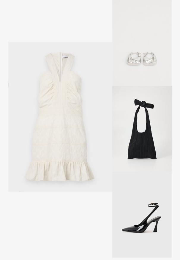 Vestido crema sin mangas con escote en V profundo y cuerpo fruncido, con costuras horizontales y un dobladillo con volantes. Cremallera en la parte posterior.; Tacan de charol negro con tacón alto de slingback, con punta afilada, correa ajustable en el tobillo y un tacón bloque moderado. Textura suave con acabado brillante.; Loeffler Randall BOBBY PLEATED TOTE - Bolso de mano - black; Pendientes de aro de plata con un diseño liso y redondeado, y un acento ondulado que presenta pequeños rhinestones claros a lo largo de un borde.