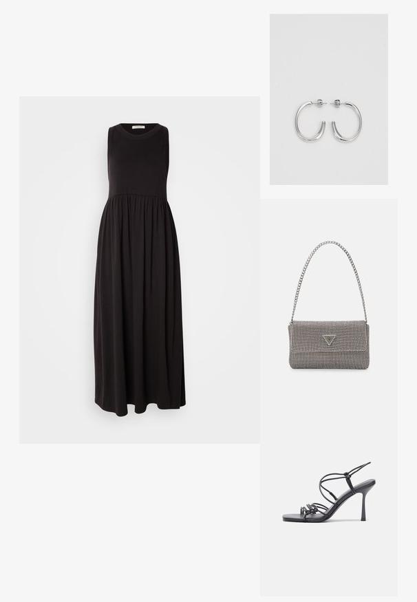 Crna bezrukavna maxi haljina s okruglim izrezom, skupljenim strukom i lepršavom suknjom. Izrađena od mekane, rastezljive tkanine s glatkom teksturom.; Crne sandale na visokoj potpetici imaju tanke trake s čvorastim dizajnom, glatki kvadratni vrh i elegantnu stiletto petu.; Svijetlosivi metalik ruksač s lancem, ukrašen malim okruglim metalnim zakovicama i trokutastim logotipom marke.; Srebro naušnice u obliku prstena s glatkom, sjajnom završnom obradom. Zaobljenog oblika, laganog dizajna, s kopčom na poleđini.