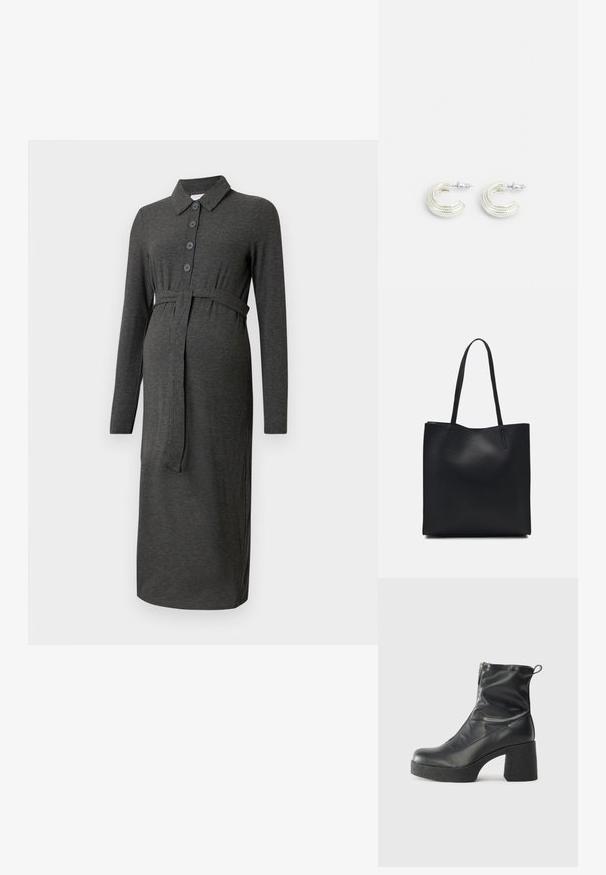 Rochie de maternitate dintr-un material ribotel gri închis, cu guler, mâneci lungi, închidere cu nasturi și talie accentuată cu un brâu pentru ajustare.; Bocanci negri de glezna din piele netedă, cu fermoar lateral, toc texturat și masiv, și design cu vârf rotund.; Geantă tote neagră din piele, cu textură netedă, formă rectangulară și două mânere lungi. Fără hardware vizibil sau ornamente.; Cercei argintii cu un design în formă de cerc răsucit, având o suprafață texturată și detalii canelate, fixați cu un închizător cu tijă.