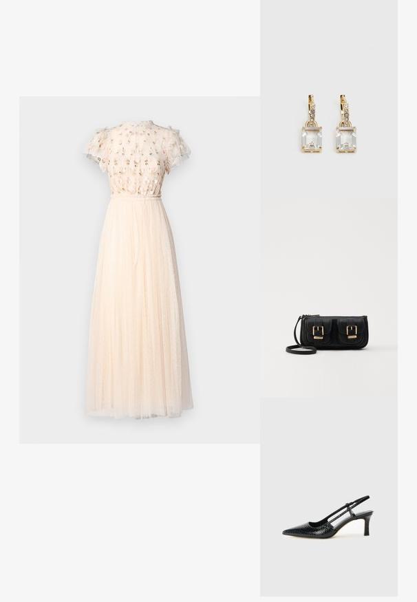 Needle & Thread ROCOCO BODICE ANKLE GOWN - Ballkleid - cream; Schwarze Lack-Slingback-Pumps mit spitzem Zehenbereich, versehen mit strukturiertem Schlangenprint, verstellbarem Riemen und einem kurzen, strukturierten Blockabsatz.; Schwarze Leder-Umhängetasche mit zwei vorderen Taschen, goldenen Schnallen, Reißverschluss und einem schmalen Tragegurt. Texturierte Oberfläche und kompakte rechteckige Form.; Ohrringe in Goldfarbe mit einem rechteckigen, durchsichtigen Kristall, der unter einer Reihe kleiner, runder klarer Akzente hängt. Elegantes, modernes Design.