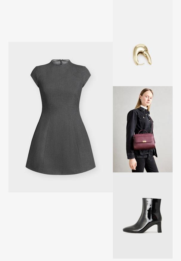 Grå, tætsiddende kjole med kappelignende ærmer, høj halsudskæring og en skørt, der flår ud. Syningdetaljer langs syningerne og en lynlåslukning bagpå.; Sort lakeret ankelstøvle med spids tå og en midt-højde blokhæl. Glat tekstur og minimalistisk design.; Bordeaux læderhåndtaske med guldlås, struktureret form, topbære-håndtag og justerbar skulderrem. Modellen bærer en denimjakke.; Guldtonet metal ørering med et slankt, buet design. Har en karakteristisk spids form, poleret overflade og hængselåbning.