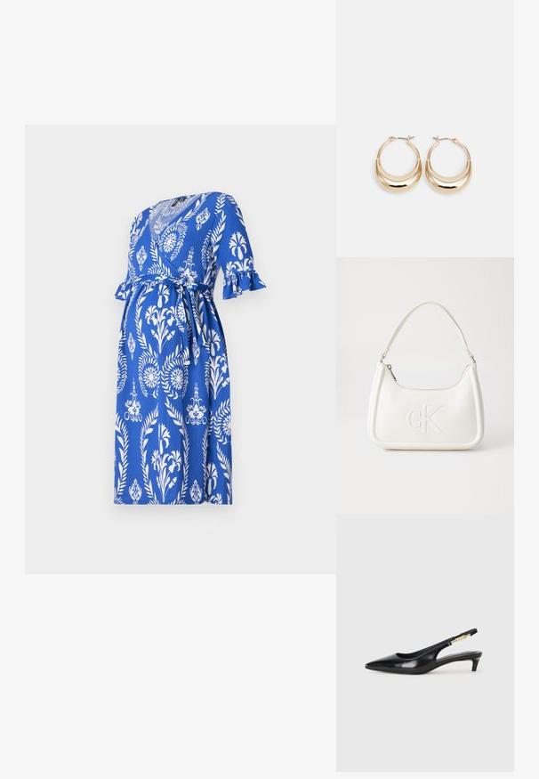 Blå omslagkjole med hvitt blomster- og bladmønster, korte rynkede ermer og belte med knute. Laget av lett stoff, egnet for bruk under graviditet.; Sorte lærreim hæler med spiss tå, som har en slank hæl og en gullfarget detalj på den justerbare stroppen. Glatt tekstur.; Hvit lærveske med en buet fasong, med et preget "CK"-logo på forsiden og en enkel skulderstropp. Glidelåslukking på toppen.; Gulltonede hoop-øreringen med en halvmåneform, polert overflate og hengsel-lukking. Glatt tekstur og reflekterende finish øker synligheten.