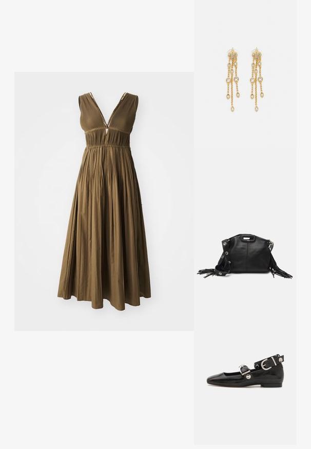 Hnedé šaty po kolená s hlbokým výstrihom do V, plisovanou sukňou a dekoratívnymi ramienkami. Vyrobené z hladkej látky, s priliehavým korzetom.; Čierne lakované baleríny so štvorcovou špičkou, remienkom okolo členka so striebornými prvkami a plochou podrážkou. Hladký povrch s minimalistickým dizajnom.; Maje MISS MINI - Taška cez plece - noir; Zlaté náušnice s mnohými kaskádovými reťazcami, ozdobené jasnými oválnymi kryštálmi a dekoratívnymi puzdrami.
