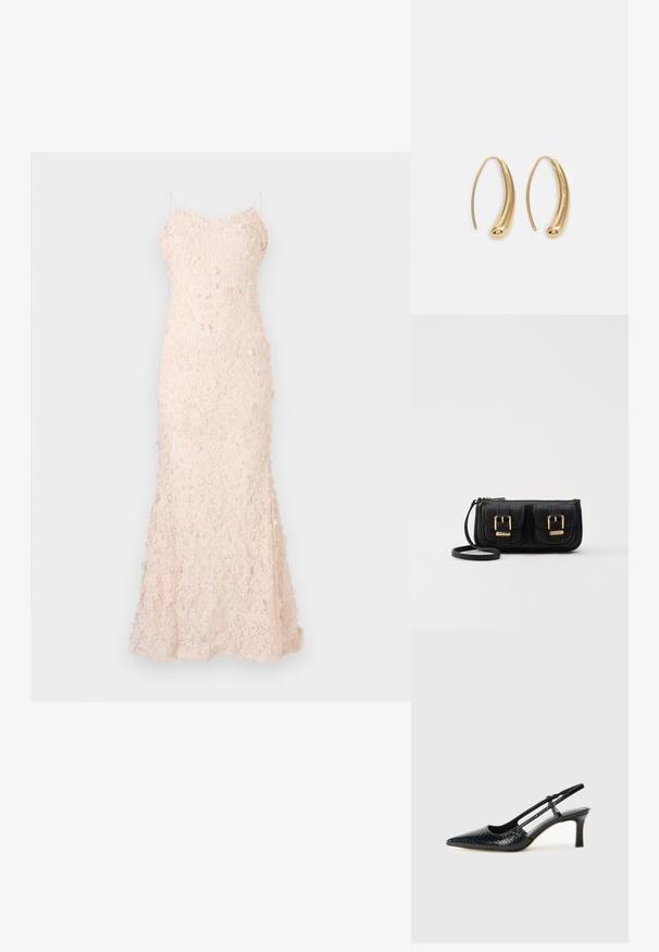 Vestido de noite em renda de tom rosa suave, com detalhes de aplicações florais, alças finas e um silhueta ajustada com uma bainha rodada.; Salto slingback em patente preta com bico apontado, apresentando um padrão de pele de cobra texturizado, tira ajustável e um salto bloco curto e texturizado.; Bolsa de ombro em couro preto com dois bolsos frontais, fivelas douradas, fecho de zíper e uma alça fina. Superfície texturizada e forma retangular compacta.; Brincos em metal dourado com forma de arco alongado e curvado. Apresentam uma superfície lisa e brilhante, com uma ponta arredondada para um detalhe adicional.