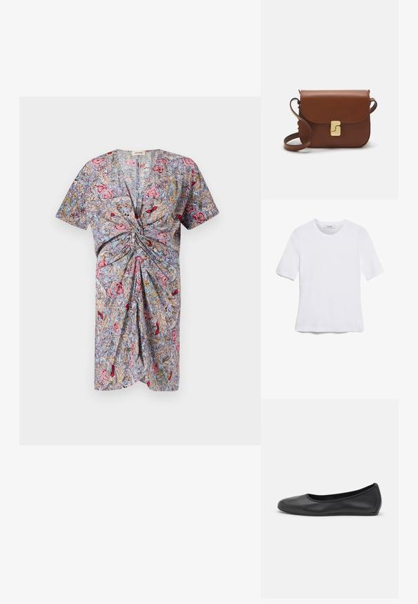 Robe à manches courtes avec un détail de taille nouée, présentant un motif floral en rose, rouge et bleu sur un fond clair. Fabriquée en tissu léger.; T-shirt blanc à manches courtes en tissu côtelé. Col rond, coupe régulière et détails de couture subtils. Aucune motif ni graphique.; Ballerines en cuir noir avec un bout rond, texture lisse, détails de couture minimalistes et design de semelle flexible.; Sac à main en cuir marron avec une fermeture à rabat, des accents en métal doré, une bandoulière et une texture lisse. Forme rectangulaire compacte.