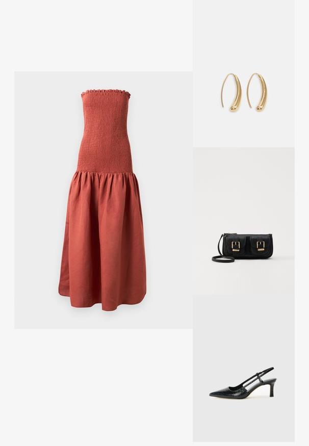 Dlouhé, bezramínkové šaty s nařaseným vrškem v rezavé barvě, s rozšířenou, nařasenou sukni pro texturovaný vzhled.; Černé lakované slingback podpatky s špičatou špičkou, zdobené texturovaným hadím vzorem, nastavovacím páskem a krátkým texturovaným blokovým podpatkem.; Černá kožená crossbody taška se dvěma předními kapsami, zlatými přezkami, zipovým uzávěrem a štíhlým popruhem. Texturovaný povrch a kompaktní obdélníkový tvar.; Náušnice ve tvaru kruhu z pozlaceného kovu s vroubkovaným, prodlouženým tvarem. Mají hladký, lesklý povrch a zaoblený konec pro zvýraznění detailu.
