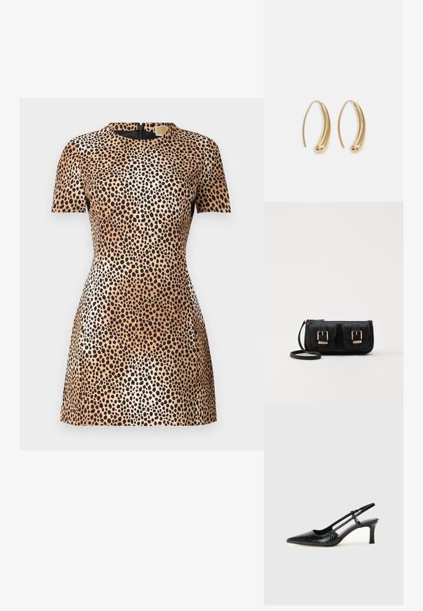 Haljina s uzorkom leoparda u bež i crnoj boji, kratki rukavi, uski kroj, teksturirani materijal, s detaljem patentnog zatvarača na leđima.; Crne lakirane slingback pete s oštrim vrhom, s teksturiranim uzorkom zmijske kože, podesivom remenom i kratkom, teksturiranom blok-petom.; Crna kožna torba preko ramena s dva prednja džepa, zlatnim kopčama, zatvaranjem na zip i uskim remenom. Teksturirana površina i kompaktan pravokutan oblik.; Zlatne metalne naušnice u obliku obruča s zakrivljenim, izduženim oblikom. Imaju glatku, sjajnu površinu i zaobljeni vrh za dodatni detalj.