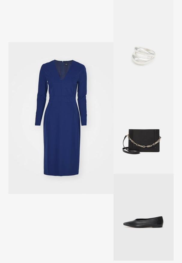 Dunkelblaues langärmliges Kleid mit V-Ausschnitt und taillierter Silhouette, ausgestattet mit einem Reißverschluss auf der Rückseite und minimalen Nähten für einen schlanken Look.; Schwarze Leder-Balletschuhe, spitze Zehenform, minimalistische Gestaltung, glatte Textur, niedriger Absatz, keine sichtbaren Beschläge oder Verzierungen.; Schwarze Leder-Crossbody-Tasche mit glatter Textur, rechteckiger Form und metallic-kettendetail auf der Vorderseite. Verstellbarer Gurt inklusive.; Silberner Doppelring mit einer glatten, polierten Oberfläche. Verfügt über ein fließendes, kurviges Design mit überlappenden Abschnitten für einen modernen Look.