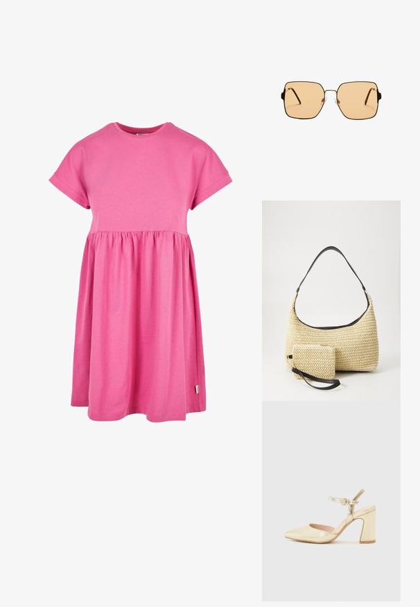 Ružičasta pamučna haljina s kratkim rukavima, okruglim izrezom i naboranim strukom. Suknja lagano pada, s blago zaobljenim rubom.; Zlatna metalik štikla s oštrim prstom, remenom oko gležnja s kružnom kopčom i debljim potplatom. Glatka tekstura.; Kvadratne sunčane naočale s smešnim staklima i tankim okvirom od crnog metala. Imaju uglaste tempore i podešive noseče jastučiće za udobnost.; Tkana torba od slame s zakrivljenom siluetom, koja sadrži glatku crnu kožnu naramenicu i odgovarajući mali neseser koji je pričvršćen narukvicom.