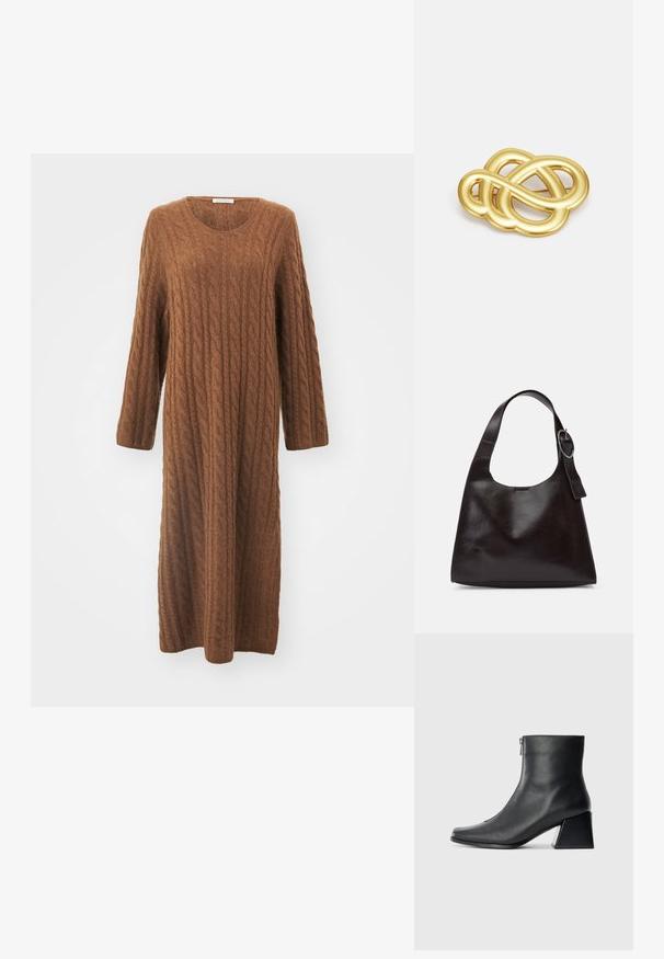 Pitkähihainen, ruskea neulemekko, jossa on köysikuviot, pyöreä pääntie ja pitkät hihat. Kangas näyttää pehmeältä ja teksturoidulta, ulottuen polven puoliväliin.; Mustat nahka nilkkurit, joissa on nelikulmainen kärki, sivuvetoketju ja lohkarekorko, taustalla vaalea yksinkertainen tausta.; Ruskea nahkainen olkalaukku, jossa on sileä rakenne, pyöreä muoto, leveä hihna ja pyöreä metallikoriste kahvassa.; Kultasävyinen rinnaneula, jossa on solmittu muotoilu, sileät, kaarevat viivat ja monimutkainen muoto, heijastaen kiiltävää pintaa.