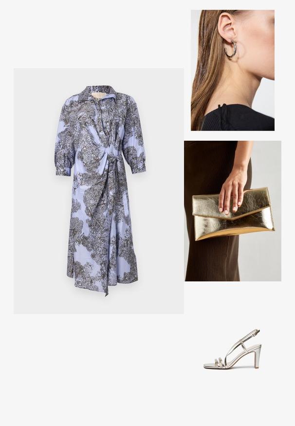 Vaaleansininen mekko, jossa on musta kasvitulostus, kauluksellinen pääntie, puffihihat ja sidottu vyötärö. Liukas kangas, polvimittainen.; Metallic hopeanväriset korkokengät, joissa on avonaiset varpaat, kolme ohutta remmiä jalan yli ja nilkkaremmi soljella.; Kultainen metallinen käsilaukku, jossa on sileä pinta ja kolmiomainen läppä suljin. Käsivarsi, joka pitää sitä, on siististi hoidettuine kynsineen.; Hopea renkaankorvakoru kiiltävällä pinnalla, jossa on pieniä kultaisia yksityiskohtia ja pyöreä muoto, käytetty korvalla.