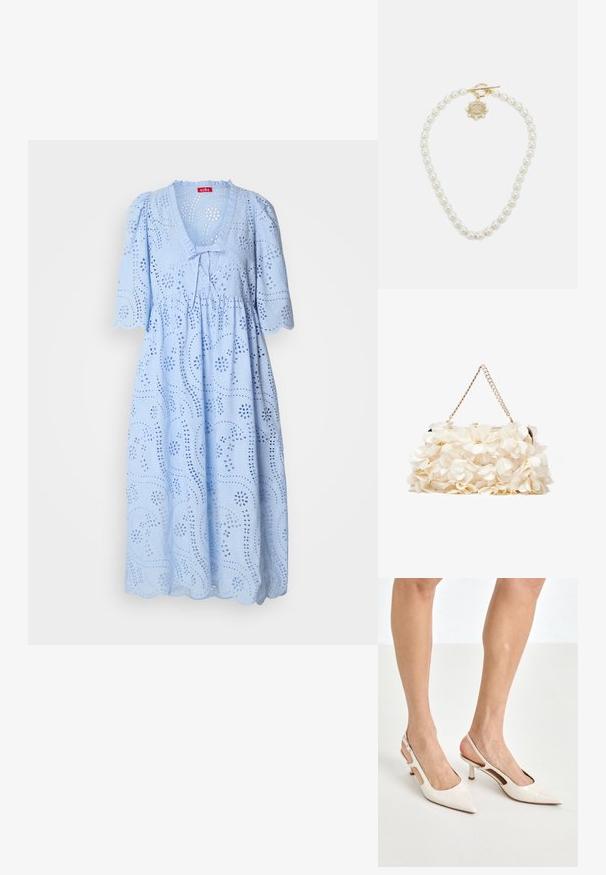 Világoskék, laza fitneszű ruha, rövid puffos ujjal, V-kivágással, lyukacsos mintával és hullámos szegéllyel, texturált pamut anyagból készült.; Beige patent bőr slingback magassarkúk hegyes orral és 5 cm-es sarokkal, kivágott oldalakkal és vékony bokapánttal.; Fehér virágmintás kézitáska gyűrt szövet felülettel, aranyszínű lánccal és fémetaljzattal. Textúrázott szirmokkal készült a részletesebb megjelenés érdekében.; Lauren Ralph Lauren COLLAR - Nyaklánc - gold-coloured/white