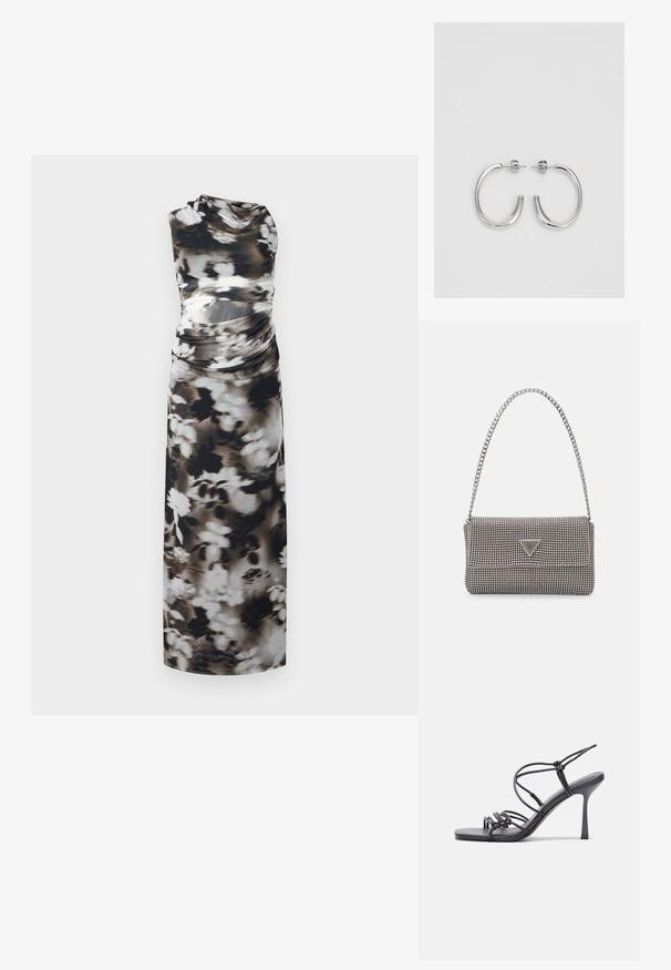 Maxi obleka iz mehkega materiala z black, belo in sivo cvetličnim vzorcem. Enoramehna zasnova z nabranimi detajli na pasu.; Črne visoke sandale na peto imajo tanke naramnice z vozlom, gladek kvadratni toe in eleganten stiletto peto.; Svetlo siva kovinska torbica z verižnim ročajem, okrašena z majhnimi okroglimi kovinskimi bleščicami in trikotnim logotipom blagovne znamke.; Srebrne obročaste uhane z gladko, sijočo površino. Zaobljena oblika, lahka zasnova, z zapiranjem na zatič.