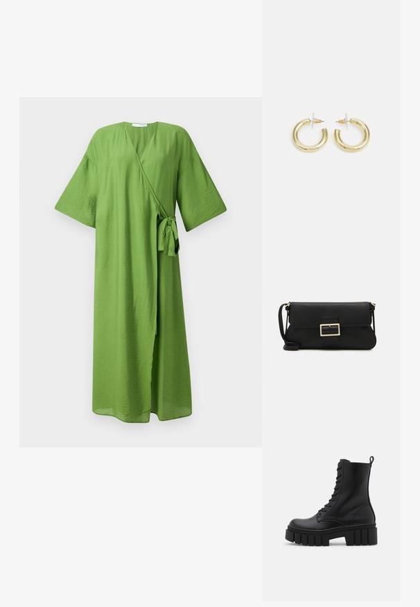 Roheline seljast kinnitatav kleit on valmistatud kergest kangast. Omab laiu varrukaid, vöödega taljet ja sügavat V-kaelust. Sile, kergelt tekstureeritud pind.; Must mustaanklid mustast nahast, paksu ja soonilise tallaga, sidumisena esiotsaga ja tõmbevahega, suvalisel valgel taustal.; Must haben musta nahkklahviga kott, millel on klapp ja kuldne metallist pandla detail. Kaasas must rihm ja stiilne, minimalistlik disain.; Kuldne rõngassõrmused sileda ja läikiva viimistlusega. Ringikujuline disain, millel on väike post ja selge tagumine külg, et tagada kindel kandmine.