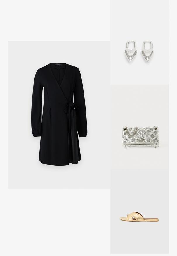 Musta kietaisumekko pitkillä hihoilla, V-pääntie ja sivusolmu. Valmistettu sileästä kankaasta, jossa on virtaava siluetti ja polvimittainen helma.; Kultaiset nahkaiset liukusandaalit, joissa on avonainen varvasdesign, minimalistinen muoto ja leikattu aksentti hihnassa. Tasapohja, jossa on ruskea sisus.; Hope penkki, jossa on metallinhohtoinen pinta, ketjuhandle, tikattu tekstuuri, koristeelliset ompeleet ja vetoketjukiinnitys. Edessä on kohokuvioituja koristeita.; Hopeakuvioiset sydämen muotoiset rakkaussulkeet, joissa on kaiverrettu "KYLLÄ" ja "EI" -tekstit, kiiltävä pinta, symmetrinen muotoilu ja kestävä metalliovi.