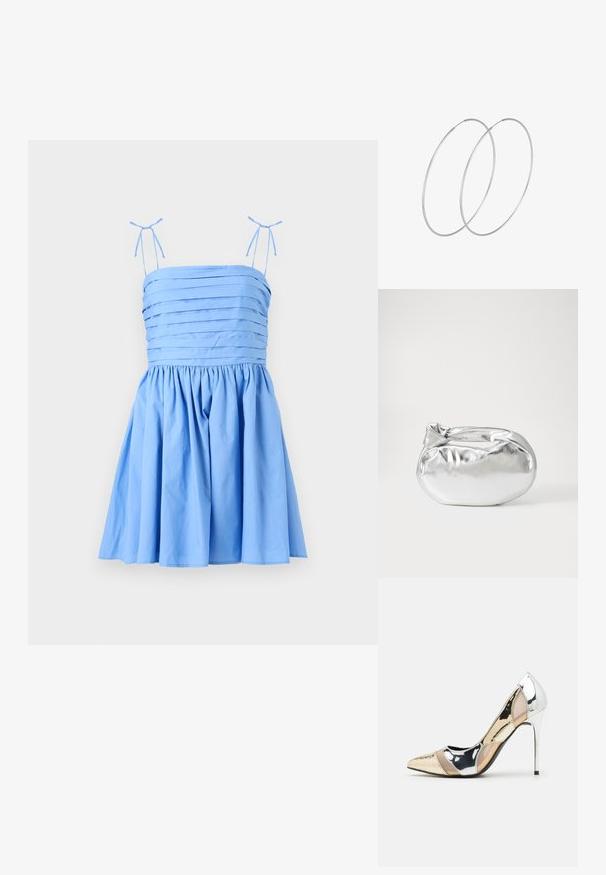 Svetlo modra obleka z tanjšimi, prilagodljivimi naramnicami. Ima nabran korzet in nabran krilo, izdelana iz gladkega, mehkega materiala.; Čevlji z visoko peto in konico, v barvni kombinaciji srebrne, zlate in nude. Sijajna obdelava z izrezljanim dizajnom, z igličasto peto.; Srebrna kovinska torbica z mehko, zaobljeno obliko in zavezano zgornjo zaporo. Narejena iz gladkega umetnega usnja.; Srebrne uhane v obliki obroča z minimalističnim dizajnom. Krožna oblika, gladka tekstura in tanek profil. Lahki s poliranim zaključkom.