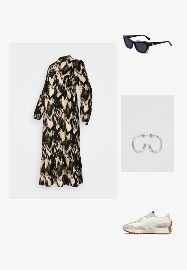 Pitkän mustan äitiysmekon, jossa on abstrakti vihreä ja beige kuvio, korkea kaula-aukko, pitkät hihat, kootut vyötärö ja kerrostettu ripsureuna.; Valkoinen ja beige tennari, jossa sileä nahkapäällinen ja mokkanahkaiset yksityiskohdat. Varustettu pyöreillä nauhoilla, pehmustetulla pohjalla ja kuvioidulla kumipohjalla.; Mustat ylisuuret aurinkolasit, joissa on geometrinen muoto, tummat linssit ja kehykseen erottuva harmaa yksityiskohta. Logo varressa.; Hopeiset korvarenkaat, joissa on sileä ja kiiltävä pinta, kaareva muoto ja piikkikiinnitys. Minimalistinen muotoilu modernilla viimeistelyllä.