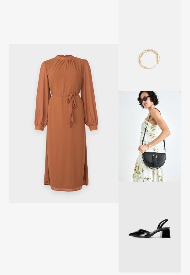Dolga rukava obleka v rjavo-oranžni barvi z visokim ovratnikom, nabranimi detajli in pasom na vezanje v pasu; gladka tkanina z bočnimi razporki.; Črne lakirane slingback pete s koničastim nosom in geometrijsko blokasto peto. Imajo eleganten, minimalističen dizajn in gladko teksturo.; Črna usnjena torbica s ukrivljeno obliko, z odstranljivo naramnico in zlatimi dodatki. Torbica ima pokrov s podrobnostmi v obliki zaponke.; Zlati prstan s organskim, zvitim dizajnom, gladko površino in taperiranimi konci, ki ustvarja modernega, skulpturalnega videza.
