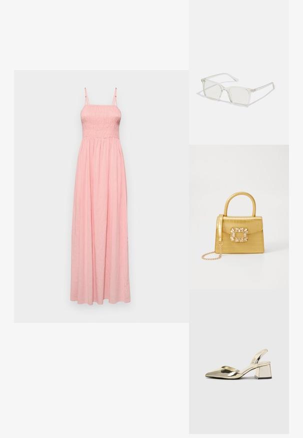 Vestido maxi em tecido rosa suave, com corpete franzido, alças finas ajustáveis e saia fluida. Design simples sem padrões.; Sapatos de salto alto metálicos dourados, com biqueira em ponta e salto grosso. Textura suave, design minimalista e uma tira estreita.; Óculos quadrados de plástico transparente com lentes translúcidas, apresentando detalhes em dourado nas hastes.; Bolsa amarela em pele de crocodilo falsa, com um design estruturado, pega no topo, alça de corrente removível e decoração de cristal no fecho.