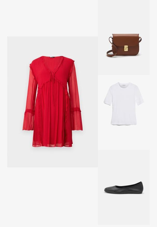 Raudona su ilgomis rankovėmis su V formos iškirpte, su rišimo detale ir volanų akcentais. Pagaminta iš lengvos, tekstūruotos medžiagos su laisvu siluetu.; Balta trumpa rankovėmis marškinėliai, pagaminti iš pasiruošusio audinio. Apvali iškirptė, reguliari tinkamumas ir subtilūs siuvimo detalės. Be raštų ar grafikos.; Juodai odiniai baletai su apvaliu pirštu, lygi texture, minimalus siuvimo detales ir lanksčiu padų dizainu.; Ruda odinė rankinė su uždaromu dangteliu, aukso spalvos detalėmis, petneša ir lygiu paviršiumi. Kompaktiška stačiakampio formos.