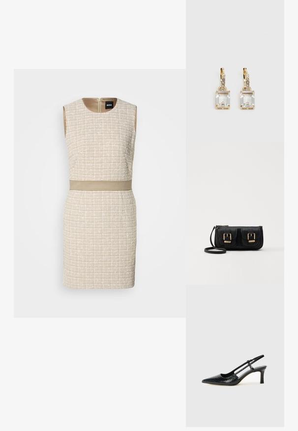 Tkané béžové šaty s texturovaným vzorem, bez rukávů, kulatým výstřihem a odpovídajícím páskem v pase. Zapínání na zip na zádech.; Černé lakované slingback podpatky s špičatou špičkou, zdobené texturovaným hadím vzorem, nastavovacím páskem a krátkým texturovaným blokovým podpatkem.; Černá kožená crossbody taška se dvěma předními kapsami, zlatými přezkami, zipovým uzávěrem a štíhlým popruhem. Texturovaný povrch a kompaktní obdélníkový tvar.; Náušnice ve zlatém odstínu s obdélníkovým, průhledným krystalem zavěšeným pod řadou malých, kulatých průhledných akcentů. Elegantní, moderní design.