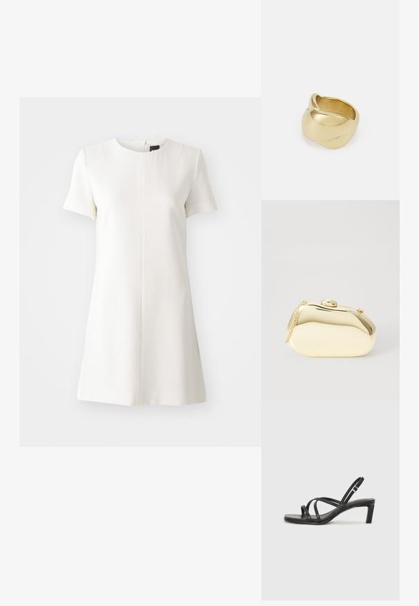 Vestido branco de mangas curtas com decote redondo e silhueta reta. Detalhe de fecho nas costas e textura suave. Design minimalista.; Sandal de tiras pretas com biqueira quadrada e um pequeno salto bloco. Apresenta várias tiras finas e uma tira no tornozelo ajustável. Feito de couro liso.; Clutch metálico dourado com uma forma suave e arredondada, apresentando um fecho de botão superior e uma pequena alça em corrente para transporte.; Anel dourado com um design liso e torcido. Apresenta uma superfície polida e bordas arredondadas, criando uma forma fluida e sem costura.